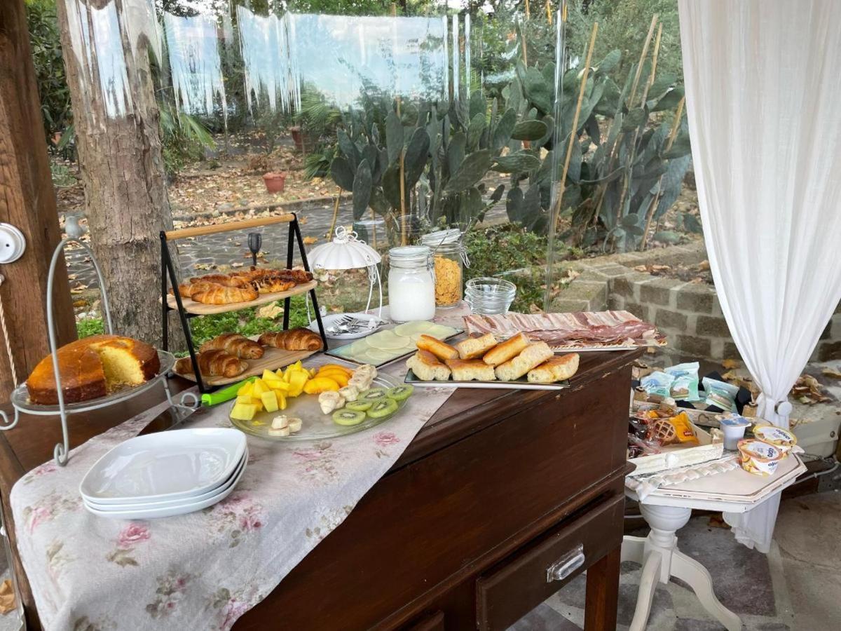 مبيت وإفطار Pianore Pirro & Sharon House المظهر الخارجي الصورة